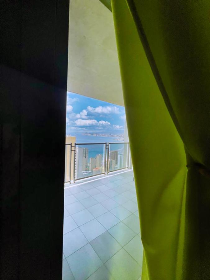 Beautiful Apartment Near Beach With Panoramic Sea-View Benidorm Dış mekan fotoğraf