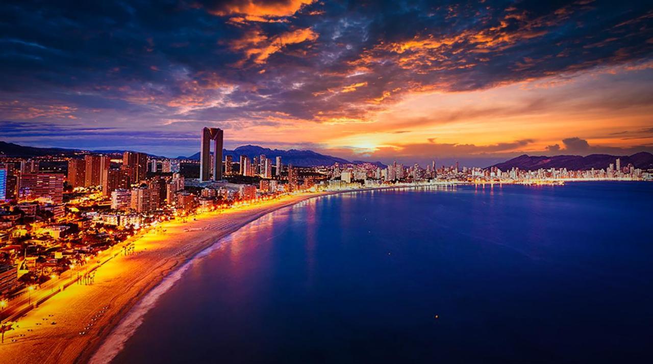 Beautiful Apartment Near Beach With Panoramic Sea-View Benidorm Dış mekan fotoğraf